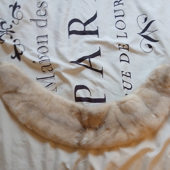 Accessories - Vintage Elegant Mink Fur Collar/Stolle 37 Inches